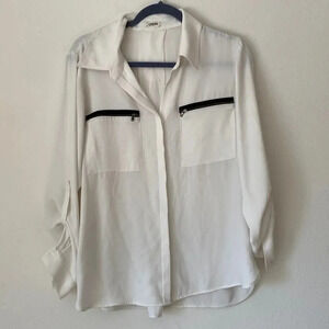 L’ Agence long sleeve blouse button down white black zip pockets needs cleaning